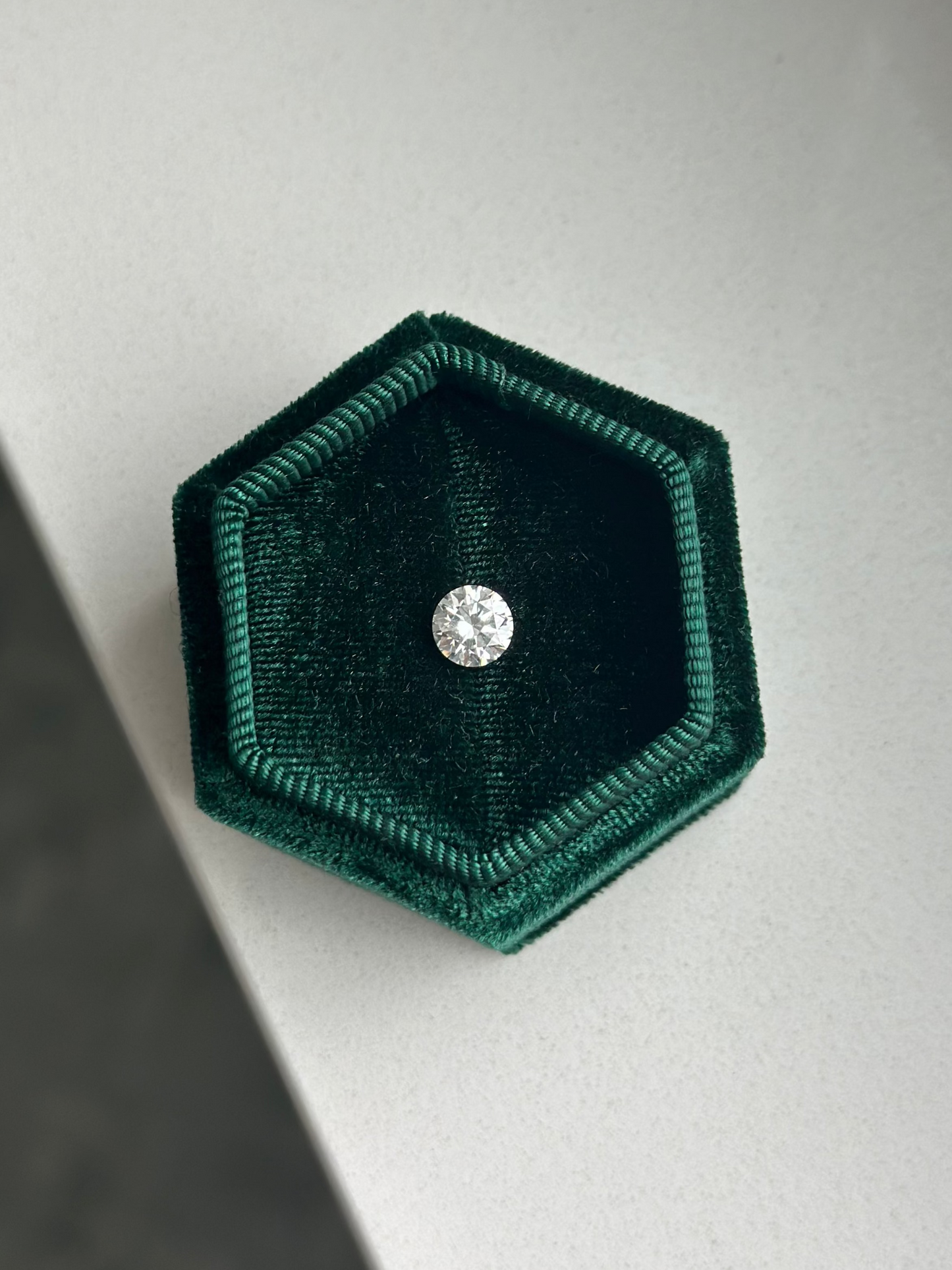 1ct Round | E VS1 | IGI Certified
| Lab-Diamond