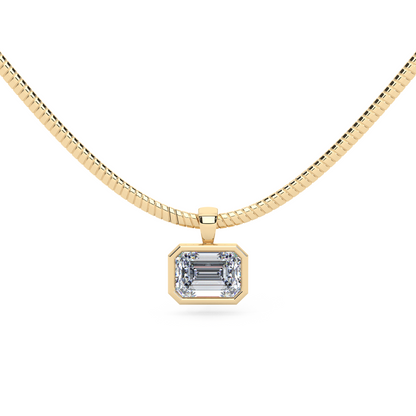 The Parla Omega | Emerald Lab-Diamond Bezel Pendant Necklace in 14K Gold