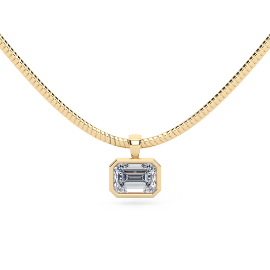 The Parla Omega | Emerald Lab-Diamond Bezel Pendant Necklace in 14K Gold